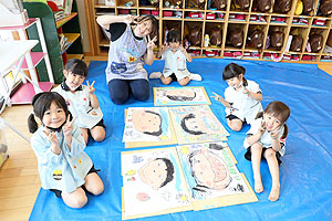 絵画教室　ばら・すみれ