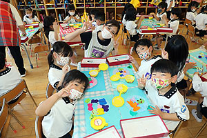 アジサイの制作　　C