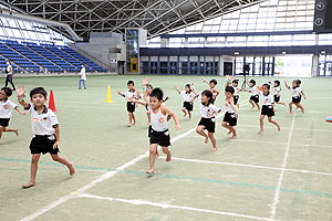 運動会予行4　　　年長組　バルーン