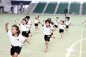 運動会予行4　　　年長組　バルーン