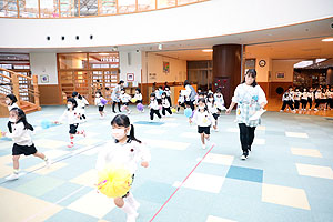 リズムフェスティバルの活動　年中Bチーム