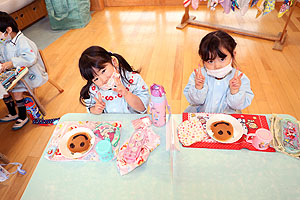 ホットケーキパーティ　きりん・ことり・うさぎ