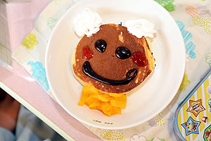 ホットケーキパーティ　きりん・ことり・うさぎ