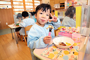 ホットケーキパーティ　きりん・ことり・うさぎ