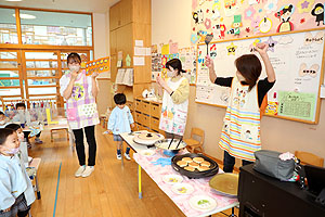 ホットケーキパーティ　きりん・ことり・うさぎ