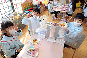 ホットケーキパーティ　B・D