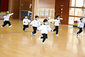 体操教室　笑顔いっぱい！楽しかったね！　　こあら