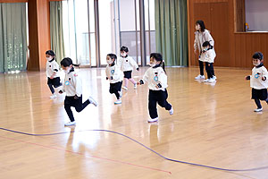 体操教室　笑顔いっぱい！楽しかったね！　　こあら