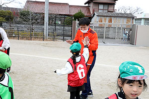 サッカー教室が開かれました　年長A・B