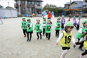サッカー教室が開かれました　年長A・B