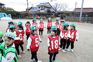 サッカー教室が開かれました　年長A・B