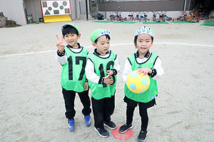 サッカー教室が開かれました　年長A・B