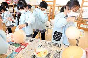 作品展の制作活動の様子　A