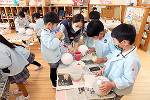 作品展の制作活動の様子　A