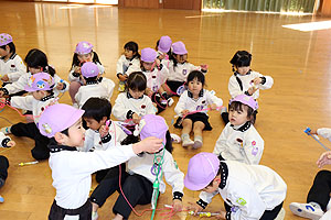 体操教室　ばら・すみれ