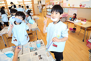 作品展の制作活動の様子　E