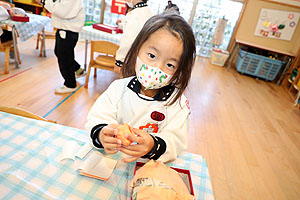 作品展の制作活動の様子　きりん