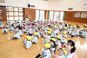 4月生まれのお誕生会　年中組