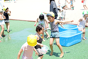 エンゼルパークで水遊び‼　ことり・ひまわり