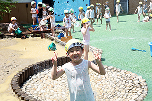 エンゼルパークで水遊び‼　ことり・ひまわり