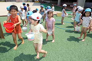 笑顔いっぱいの水遊び！！　さくら・たんぽぽ