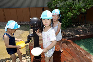 水遊び楽しかったね　こあら・ひまわり