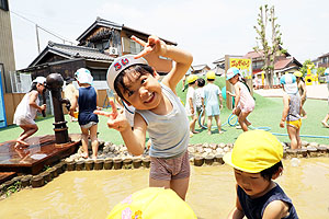 水遊び楽しかったね　こあら・ひまわり