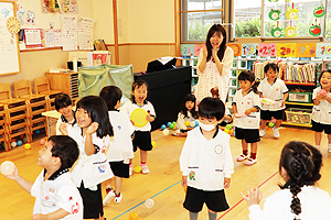 ボール遊び　楽しかったね！　きりん