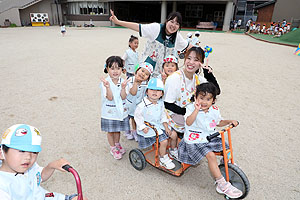 園庭活動の様子　こあら