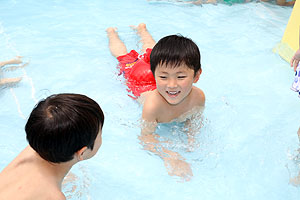 プール活動　ばら・すみれ・ひまわり