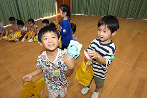 エンゼル七夕まつり🎋　おかしのつかみどり・的あて・わなげ  年中 NO.1