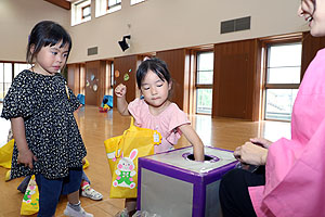 エンゼル七夕まつり　おかしのつかみどり・的当て・わなげ　年少　NO.2