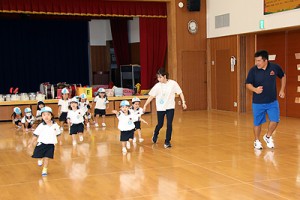 体操教室　かけっこ頑張ったね！　こあら