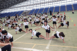 運動会予行3　　　年長組　組体操