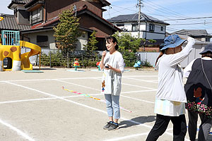 運動会予行が行われました　かけっこ　年中組