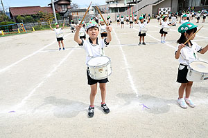 運動会予行が行われました　鼓笛　A・B