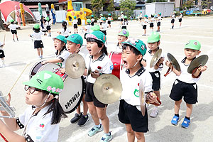 運動会予行が行われました　鼓笛　A・B