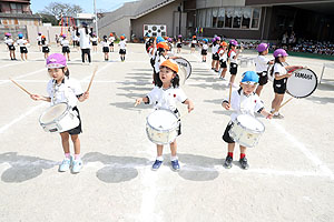 運動会予行が行われました　鼓笛　C・D・E