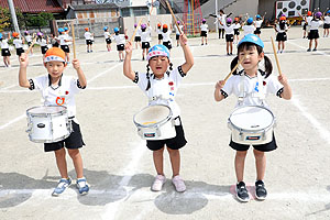 運動会予行が行われました　鼓笛　C・D・E