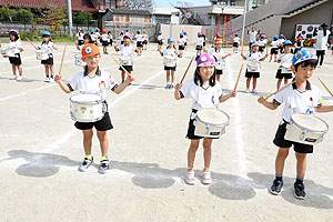 運動会予行が行われました　鼓笛　C・D・E