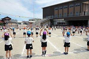 運動会予行が行われました　鼓笛　C・D・E