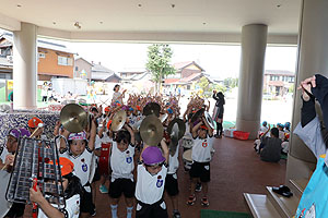 運動会予行が行われました　鼓笛　C・D・E