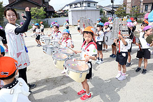 運動会予行が行われました　鼓笛　C・D・E