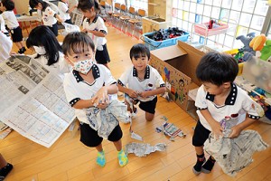 新聞紙ゲーム　すみれ