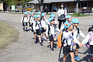 東員町中部公園遠足  年中　 NO.1