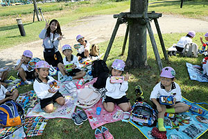 東員町中部公園遠足  年中　 NO.2