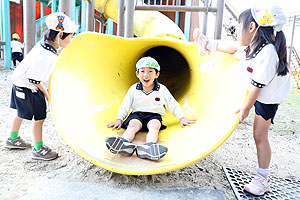 東員町中部公園遠足  年中　 NO.2