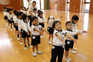 体操教室　鉄棒がんばったね‼　さくら