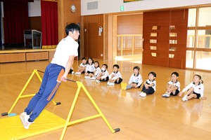 体操教室　鉄棒がんばったね‼　さくら