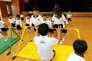 体操教室　鉄棒がんばったね‼　たんぽぽ